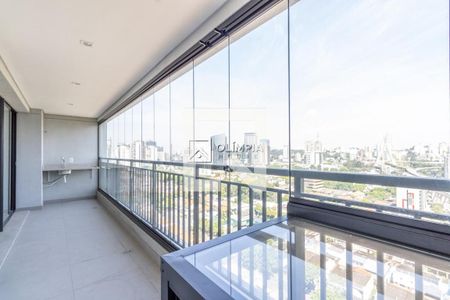 Apartamento à venda com 2 quartos, 68m² em Vila Cordeiro, São Paulo