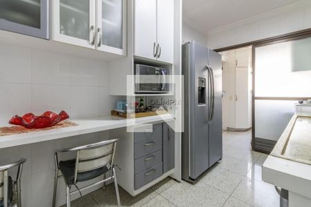 Apartamento à venda com 3 quartos, 100m² em Campo Belo, São Paulo