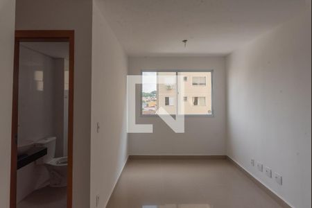 Sala de apartamento para alugar com 2 quartos, 43m² em Parque Industrial, Campinas