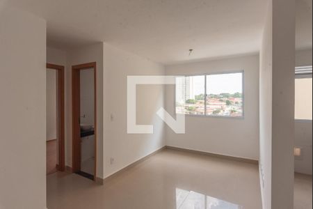 Sala de apartamento para alugar com 2 quartos, 43m² em Parque Industrial, Campinas