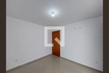 Quarto 1 de casa à venda com 2 quartos, 90m² em Jardim Luanda, São Paulo