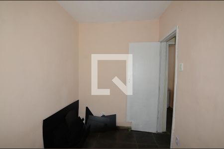 Quarto 2 de casa para alugar com 2 quartos, 80m² em Marechal Hermes, Rio de Janeiro