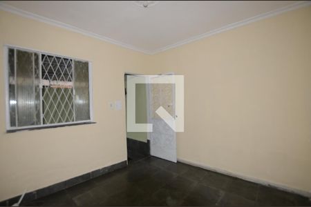 ,Sala de casa para alugar com 2 quartos, 80m² em Marechal Hermes, Rio de Janeiro