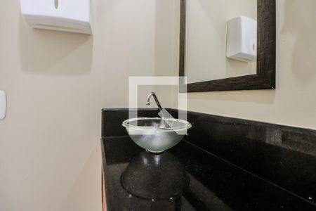 Lavabo de apartamento para alugar com 4 quartos, 176m² em Chácara das Pedras, Porto Alegre