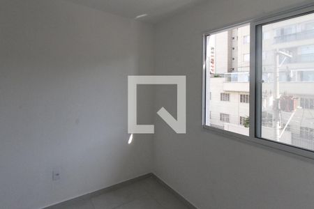 Quarto de apartamento à venda com 2 quartos, 38m² em Vila Tolstoi, São Paulo