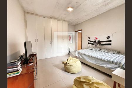 Quarto  de casa à venda com 5 quartos, 275m² em Prado, Belo Horizonte