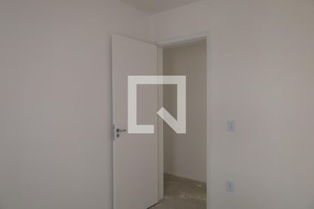 Quarto 1 de apartamento à venda com 2 quartos, 47m² em Vila Carmosina, São Paulo