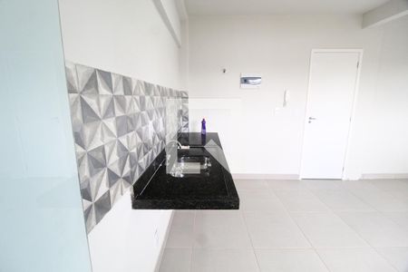 Cozinha de kitnet/studio para alugar com 1 quarto, 33m² em Umuarama, Uberlândia