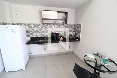 Studio de kitnet/studio para alugar com 1 quarto, 33m² em Umuarama, Uberlândia