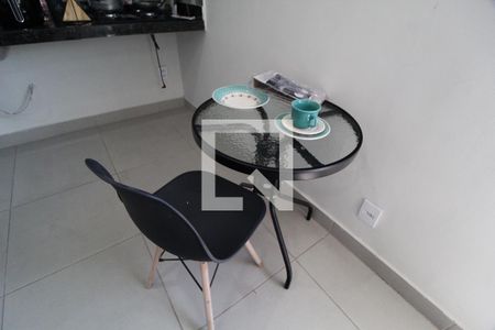 Studio de kitnet/studio para alugar com 1 quarto, 33m² em Umuarama, Uberlândia