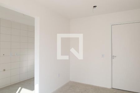 Sala de apartamento à venda com 2 quartos, 47m² em Vila Carmosina, São Paulo