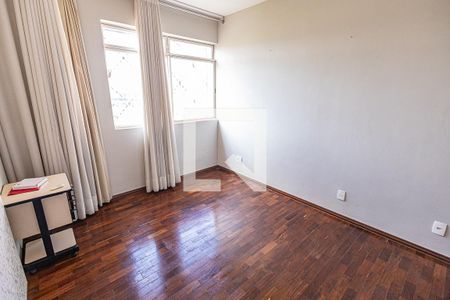 Quarto 2 de apartamento à venda com 2 quartos, 77m² em Padre Eustáquio, Belo Horizonte