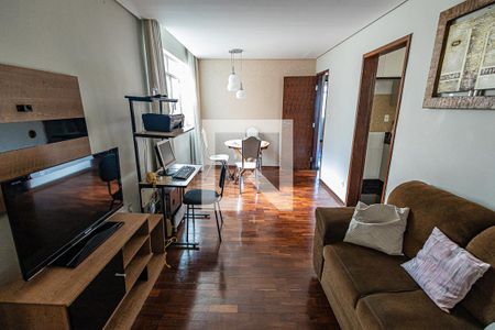 Sala de apartamento à venda com 2 quartos, 77m² em Padre Eustáquio, Belo Horizonte