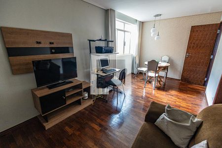 Sala de apartamento à venda com 2 quartos, 77m² em Padre Eustáquio, Belo Horizonte