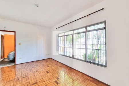 Sala de casa para alugar com 1 quarto, 162m² em Jardim Siesta, Jacareí