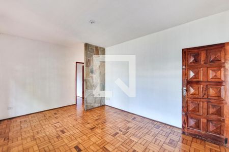 Sala de casa para alugar com 1 quarto, 162m² em Jardim Siesta, Jacareí