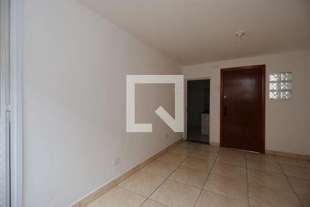 Sala de casa para alugar com 2 quartos, 70m² em Chora Menino, São Paulo