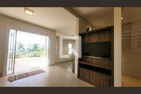 Sala de casa de condomínio à venda com 5 quartos, 200m² em Loteamento Caminhos de San Conrado (sousas), Campinas