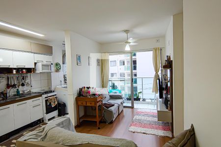 Sala de apartamento à venda com 2 quartos, 49m² em Pechincha, Rio de Janeiro