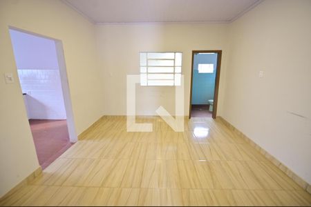 Casa para alugar com 2 quartos, 570m² em Setor Leste Universitário, Goiânia