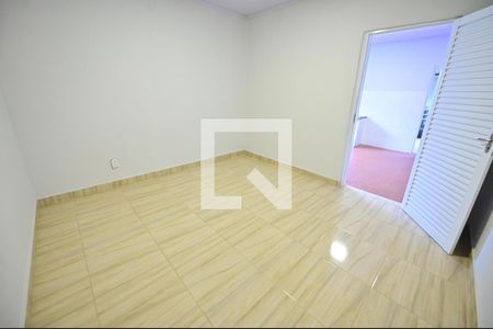 Quarto 2 de casa para alugar com 3 quartos, 570m² em Setor Leste Universitário, Goiânia