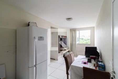 Sala de apartamento para alugar com 2 quartos, 48m² em Bom Jesus, Contagem