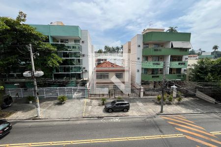 Vista de apartamento para alugar com 3 quartos, 63m² em Jardim Guanabara, Rio de Janeiro