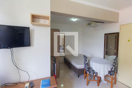 Sala/Quarto de kitnet/studio à venda com 1 quarto, 30m² em Cristo Rei, São Leopoldo