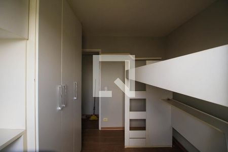 Quarto 2 de apartamento para alugar com 2 quartos, 58m² em Sítio Pinheirinho, São Paulo