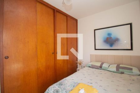 Quarto 1 de apartamento à venda com 2 quartos, 68m² em Vila Palmeiras, São Paulo