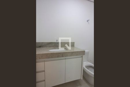 Lavabo de apartamento para alugar com 3 quartos, 143m² em Tubalina, Uberlândia