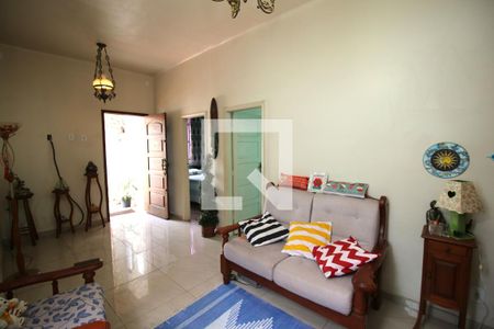 Sala de casa à venda com 4 quartos, 200m² em Vila Kosmos, Rio de Janeiro