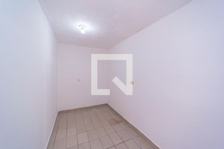 Quarto 1 de casa para alugar com 2 quartos, 36m² em Vila Ponte Rasa, São Paulo