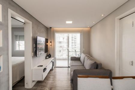 Sala de apartamento para alugar com 2 quartos, 47m² em Jardim Santa Teresinha, São Paulo