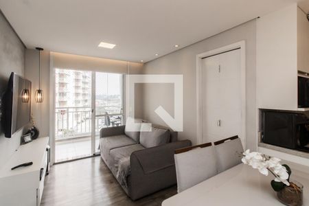 Sala de apartamento para alugar com 2 quartos, 47m² em Jardim Santa Teresinha, São Paulo