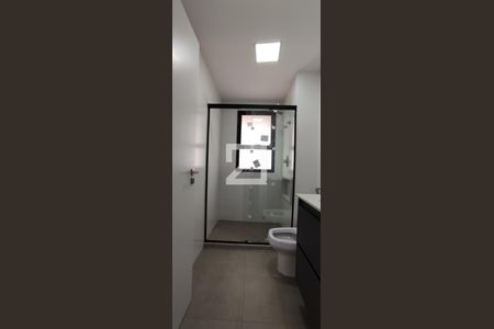 Apartamento para alugar com 299m², 4 quartos e 4 vagas Apartamento para alugar com 299m², 4 quartos e 4 vagasBanheiro da Suíte 2