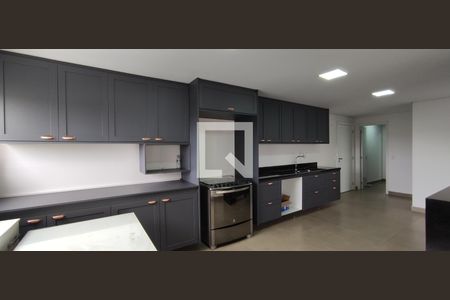 Apartamento para alugar com 299m², 4 quartos e 4 vagas Apartamento para alugar com 299m², 4 quartos e 4 vagasCozinha