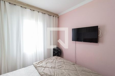 Quarto 1 de apartamento para alugar com 2 quartos, 43m² em Vila da Oportunidade, Carapicuíba