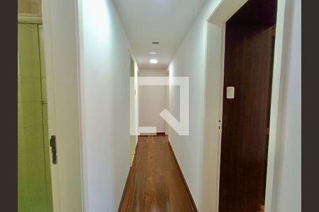 Corredor de apartamento para alugar com 3 quartos, 130m² em Copacabana, Rio de Janeiro