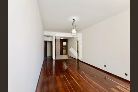 Sala de apartamento para alugar com 3 quartos, 130m² em Copacabana, Rio de Janeiro