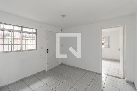 Sala de casa para alugar com 2 quartos, 130m² em Vila Talarico, São Paulo