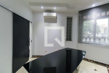 Sala de casa para alugar com 3 quartos, 232m² em Vila Prudente, São Paulo