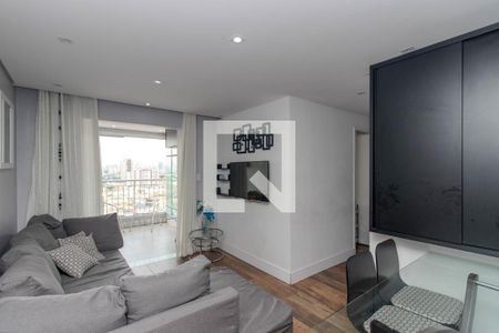 Sala de apartamento à venda com 3 quartos, 70m² em Vila Paiva, São Paulo