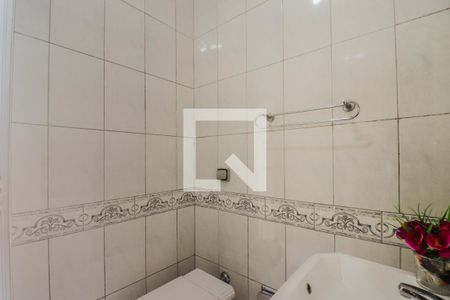 Lavabo de casa para alugar com 5 quartos, 230m² em Jardim Itu, Porto Alegre