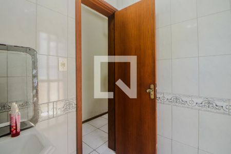 Lavabo de casa para alugar com 5 quartos, 230m² em Jardim Itu, Porto Alegre