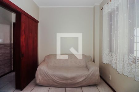 Quarto 1 de casa para alugar com 5 quartos, 230m² em Jardim Itu, Porto Alegre