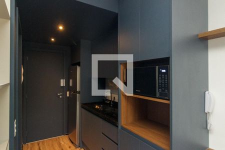 Cozinha de kitnet/studio para alugar com 1 quarto, 26m² em República, São Paulo