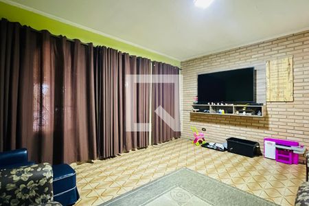 Sala de casa para alugar com 3 quartos, 150m² em Vila Galvão, Guarulhos