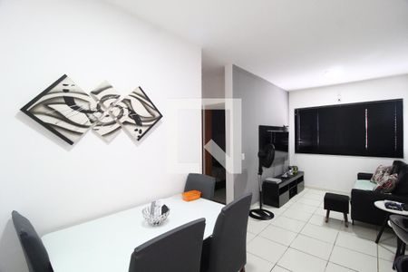 Sala de apartamento para alugar com 2 quartos, 47m² em Dona Zulmira, Uberlândia