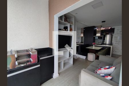 Sala com a Varanda de apartamento à venda com 3 quartos, 61m² em Parque Fongaro, São Paulo